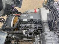 UDトラックスクオンバキュームカー大型（10t）[写真16]