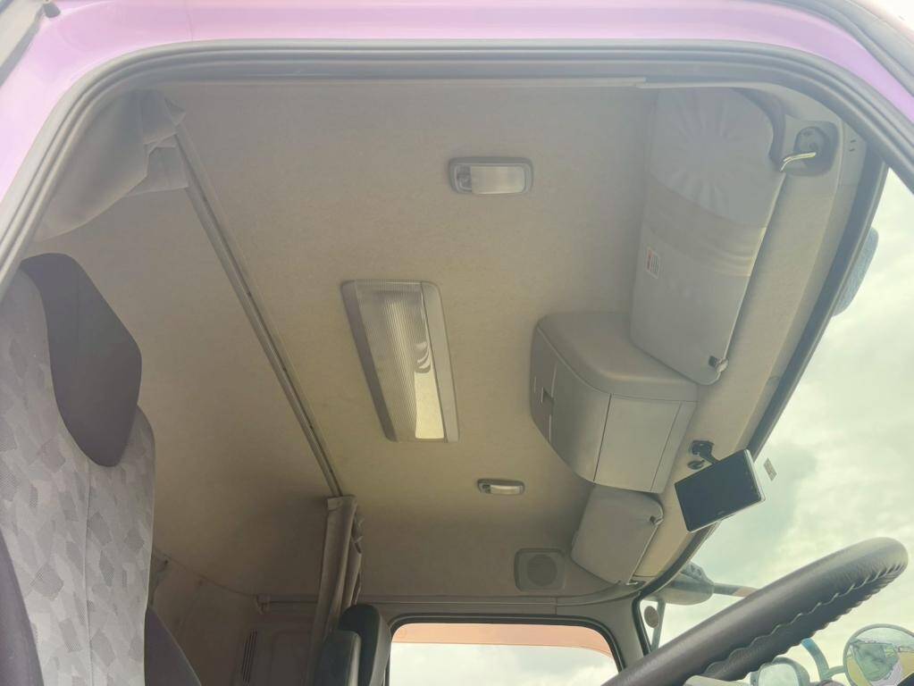 UDトラックスクオンバキュームカー大型（10t）[写真20]