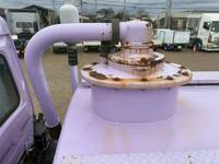 UDトラックスクオンバキュームカー大型（10t）[写真08]