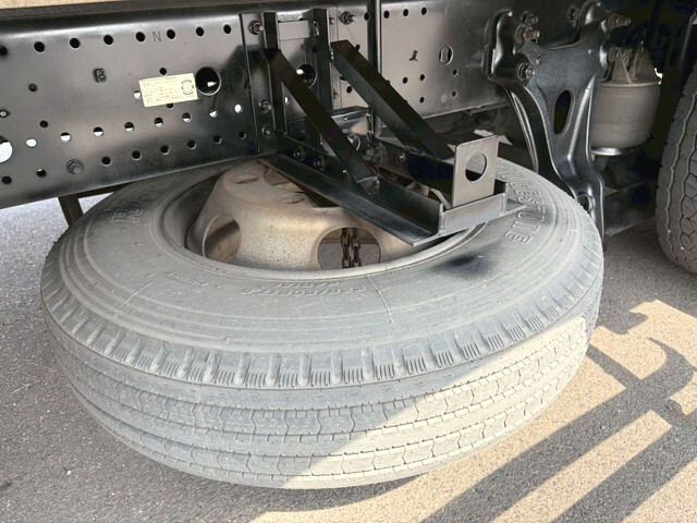 いすゞフォワードアルミウイング中型（4t）[写真22]