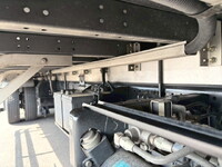 いすゞフォワードアルミウイング中型（4t）[写真30]