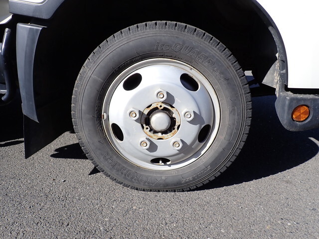 日野デュトロダブルキャブ（Wキャブ）小型（2t・3t）[写真15]