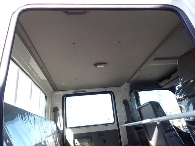 日野デュトロダブルキャブ（Wキャブ）小型（2t・3t）[写真24]