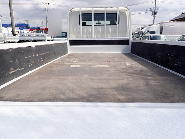 日野デュトロダブルキャブ（Wキャブ）小型（2t・3t）[写真07]