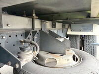 いすゞエルフ冷凍車（冷蔵車）小型（2t・3t）[写真14]