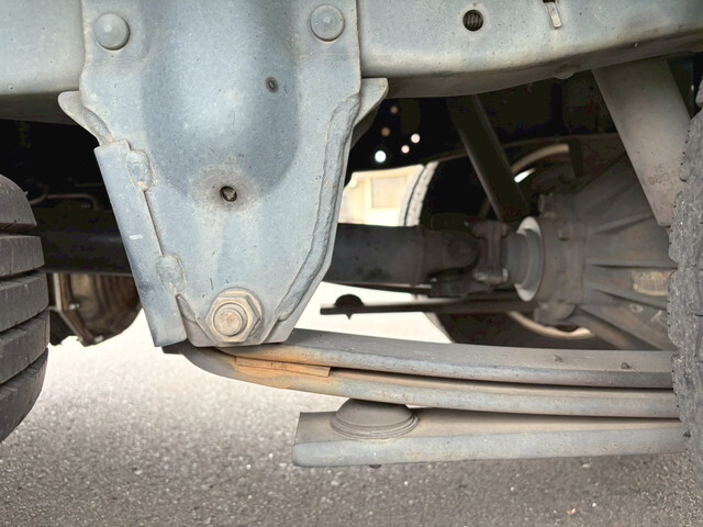 いすゞエルフ冷凍車（冷蔵車）小型（2t・3t）[写真16]