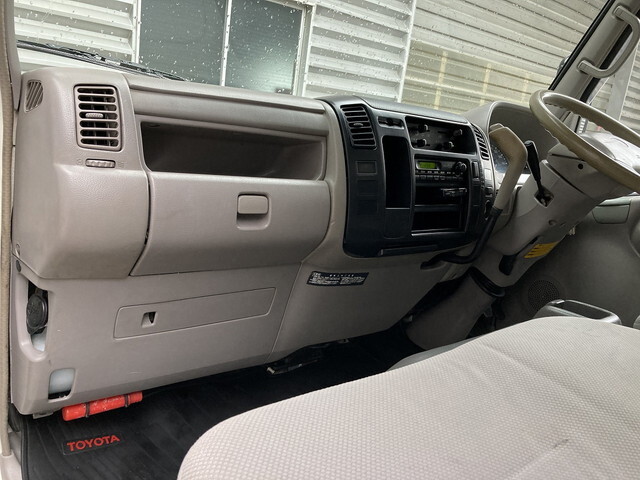 トヨタダイナアルミバン小型（2t・3t）[写真18]