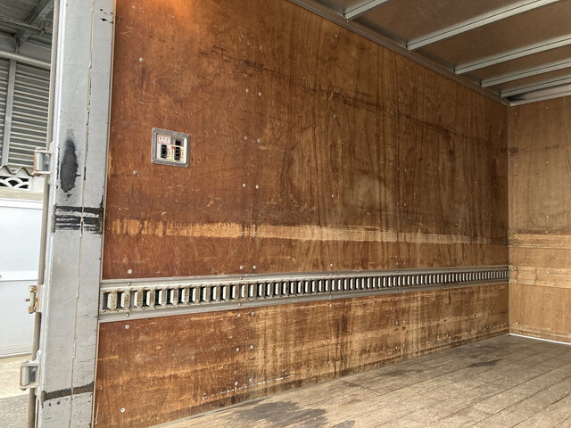 トヨタダイナアルミバン小型（2t・3t）[写真19]