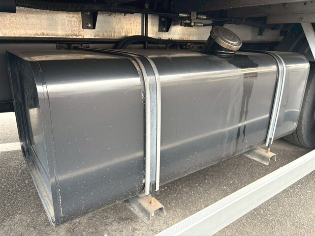 日野レンジャーアルミウイング中型（4t）[写真14]