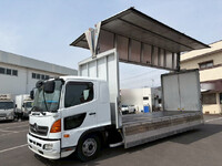 日野レンジャーアルミウイング中型（4t）