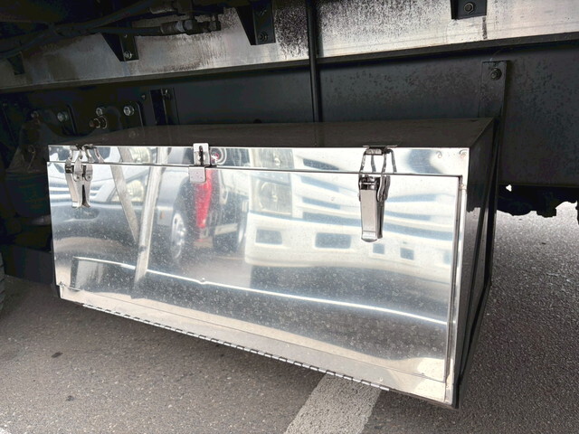 日野レンジャーアルミウイング中型（4t）[写真23]