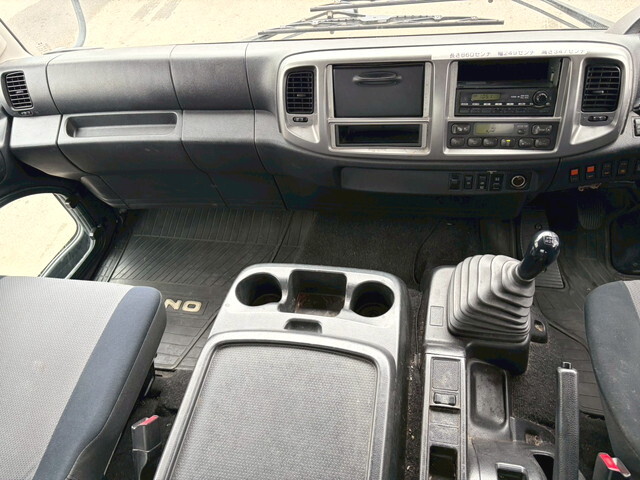 日野レンジャーアルミウイング中型（4t）[写真29]