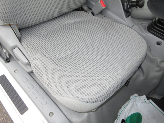 トヨタトヨエースアルミバン小型（2t・3t）[写真17]