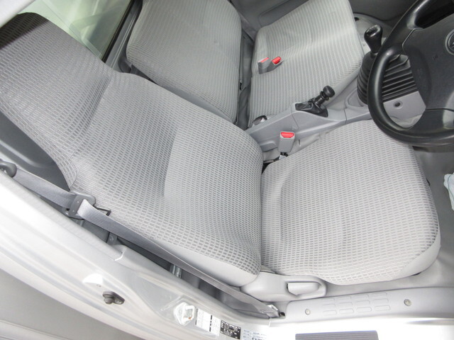 トヨタトヨエースアルミバン小型（2t・3t）[写真18]