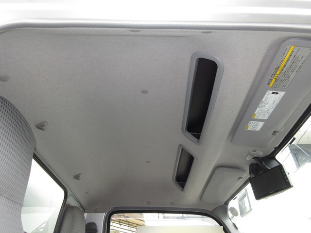 トヨタトヨエースアルミバン小型（2t・3t）[写真21]