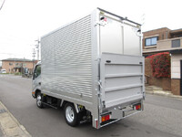 トヨタトヨエースアルミバン小型（2t・3t）[写真02]