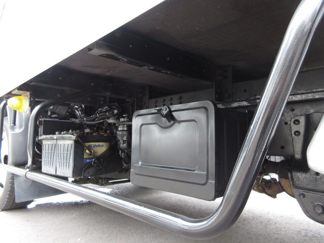 トヨタトヨエースアルミバン小型（2t・3t）[写真37]