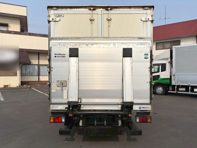 いすゞエルフ冷凍車（冷蔵車）小型（2t・3t）[写真02]