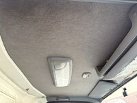 いすゞエルフ冷凍車（冷蔵車）小型（2t・3t）[写真28]