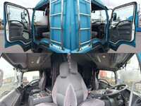 いすゞフォワードアルミウイング中型（4t）[写真18]