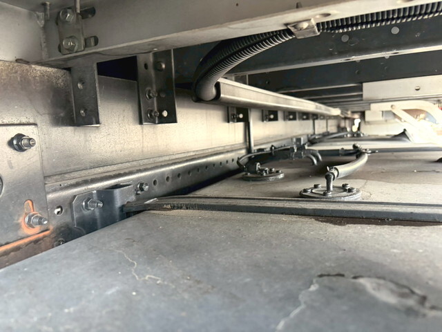 いすゞフォワードアルミウイング中型（4t）[写真22]