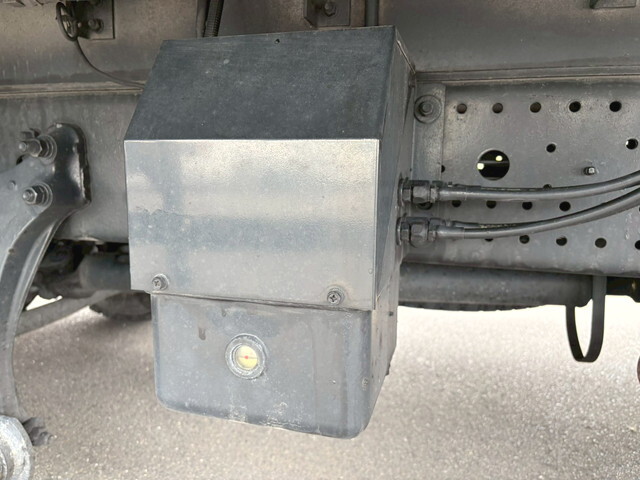 いすゞフォワードアルミウイング中型（4t）[写真34]