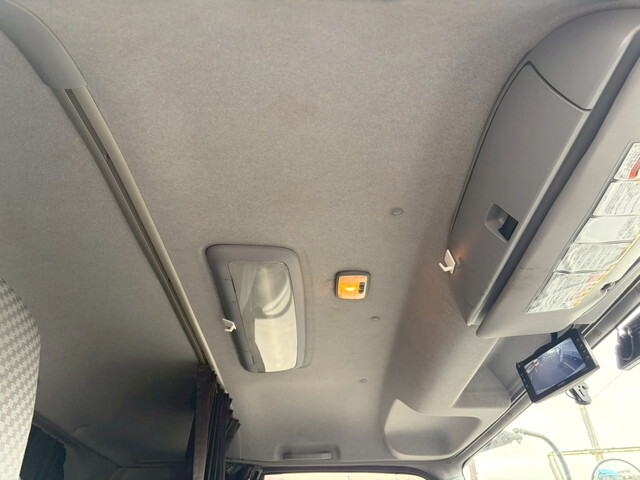 いすゞフォワードアルミウイング中型（4t）[写真38]