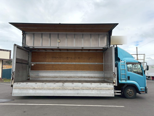 いすゞフォワードアルミウイング中型（4t）[写真09]