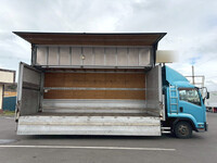 いすゞフォワードアルミウイング中型（4t）[写真10]