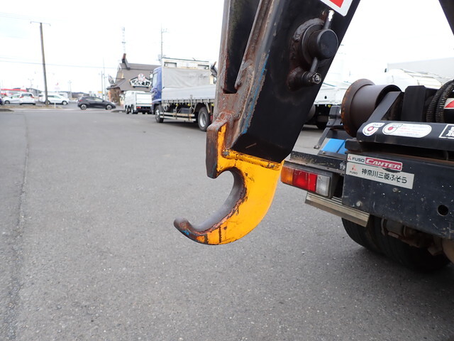 三菱ふそうキャンターコンテナ専用車小型（2t・3t）[写真21]