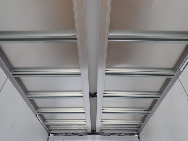 日野レンジャーアルミウイング中型（4t）[写真17]