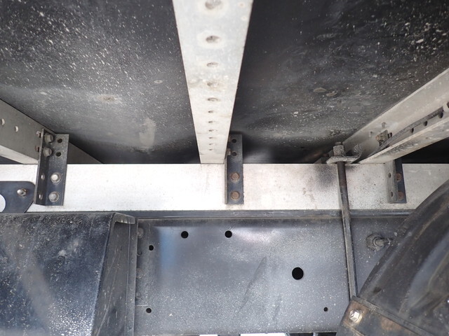 日野レンジャーアルミウイング中型（4t）[写真23]