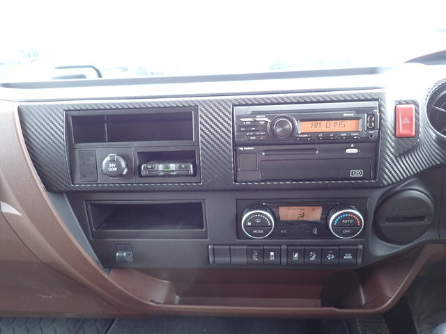 日野レンジャーアルミウイング中型（4t）[写真32]