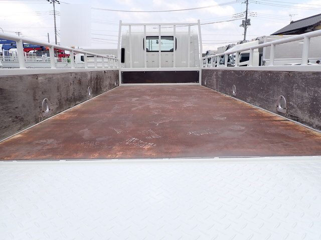 マツダタイタン平ボディ小型（2t・3t）[写真12]