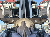 いすゞエルフ冷凍車（冷蔵車）小型（2t・3t）[写真16]