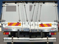 いすゞエルフ冷凍車（冷蔵車）小型（2t・3t）[写真17]