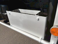 いすゞエルフ冷凍車（冷蔵車）小型（2t・3t）[写真32]