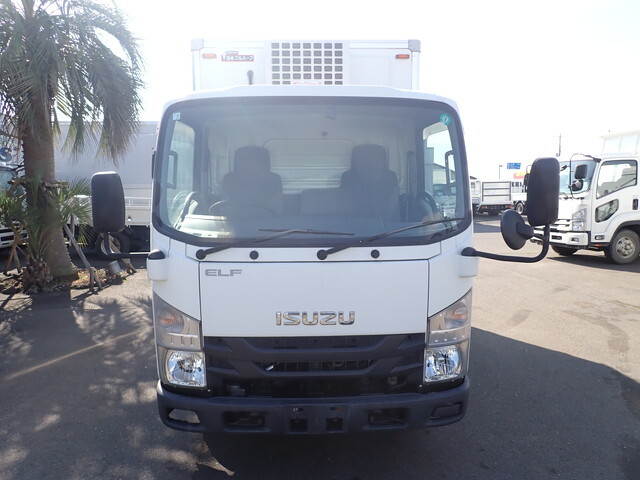 いすゞエルフ冷凍車（冷蔵車）小型（2t・3t）[写真03]