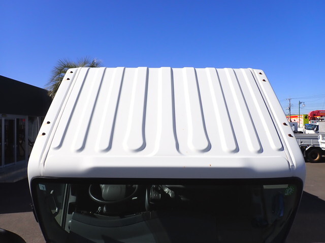 いすゞエルフ冷凍車（冷蔵車）小型（2t・3t）[写真31]