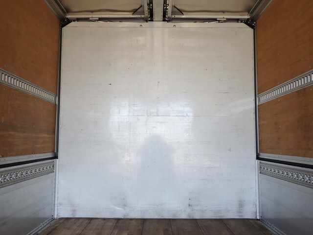 いすゞフォワードアルミウイング中型（4t）[写真18]