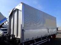 いすゞフォワードアルミウイング中型（4t）[写真10]