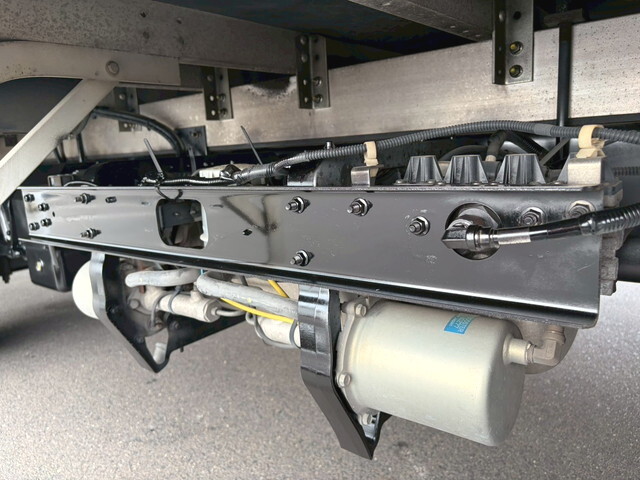 UDトラックスコンドルアルミウイング中型（4t）[写真21]