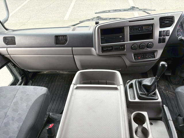 UDトラックスコンドルアルミウイング中型（4t）[写真30]