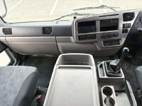 UDトラックスコンドルアルミウイング中型（4t）[写真31]