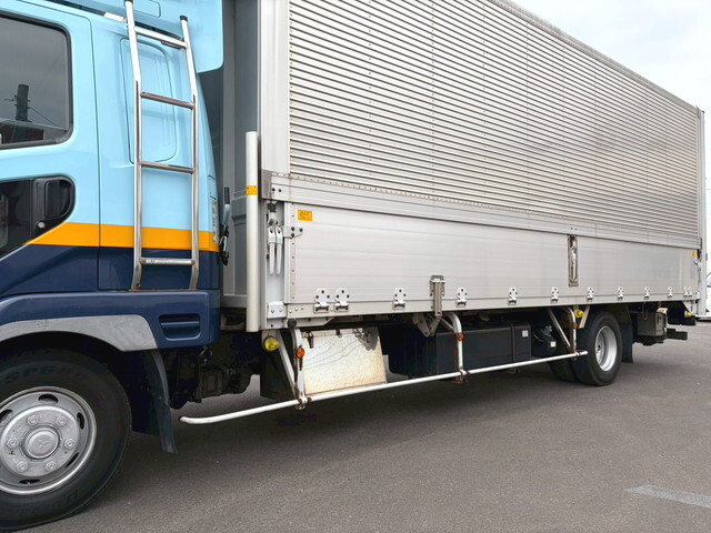 三菱ふそうファイターアルミウイング中型（4t）[写真11]