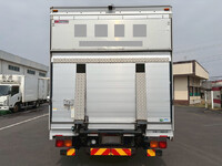 三菱ふそうファイターアルミウイング中型（4t）[写真02]