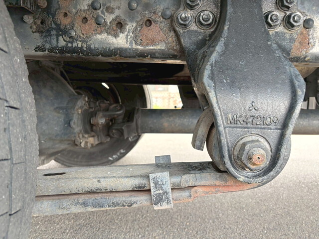 三菱ふそうファイターアルミウイング中型（4t）[写真36]