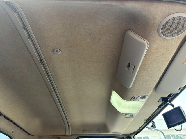 三菱ふそうファイターアルミウイング中型（4t）[写真38]