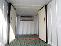 いすゞエルフ冷凍車（冷蔵車）小型（2t・3t）[写真17]