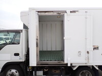 いすゞエルフ冷凍車（冷蔵車）小型（2t・3t）[写真18]